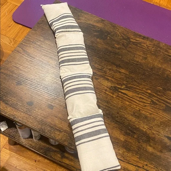 Brand new Striped Cream and Black lavender neck wrap/pillow - Picture 3 of 3